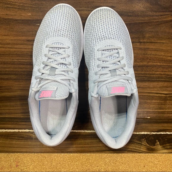 Nike Revolution 4 - Picture 6 of 8